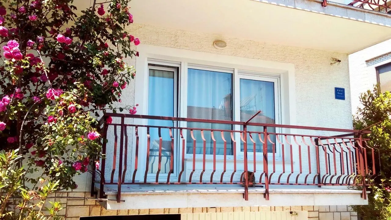 Apartment Apartmani Komunela Umag Kroatien