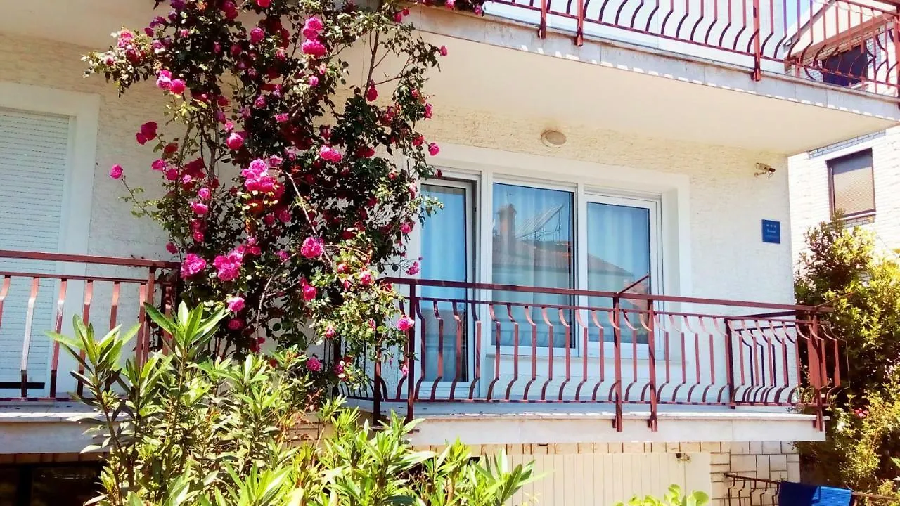 Apartmani Komunela Umag
